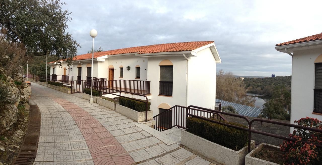 Balneario De Ledesma Hotel Vega de Tirados ภายนอก รูปภาพ