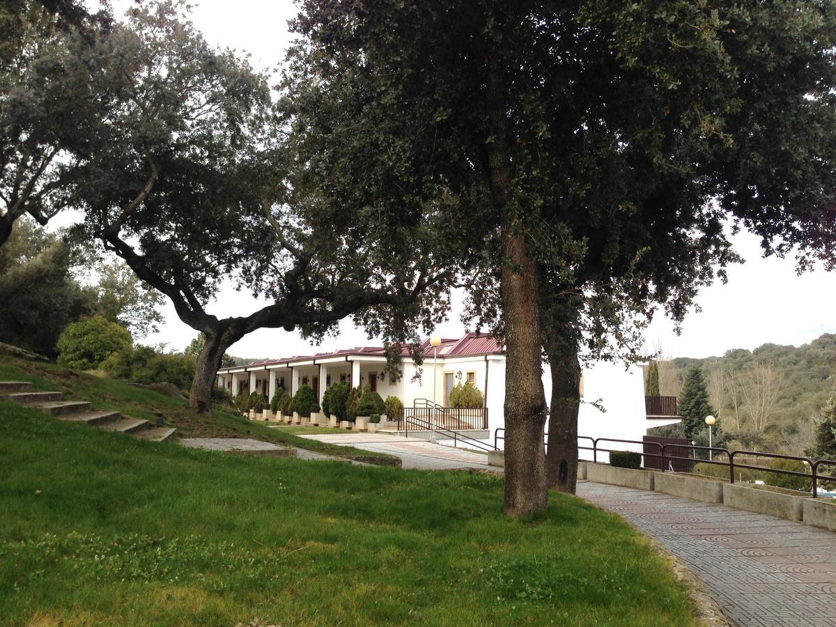 Balneario De Ledesma Hotel Vega de Tirados ภายนอก รูปภาพ