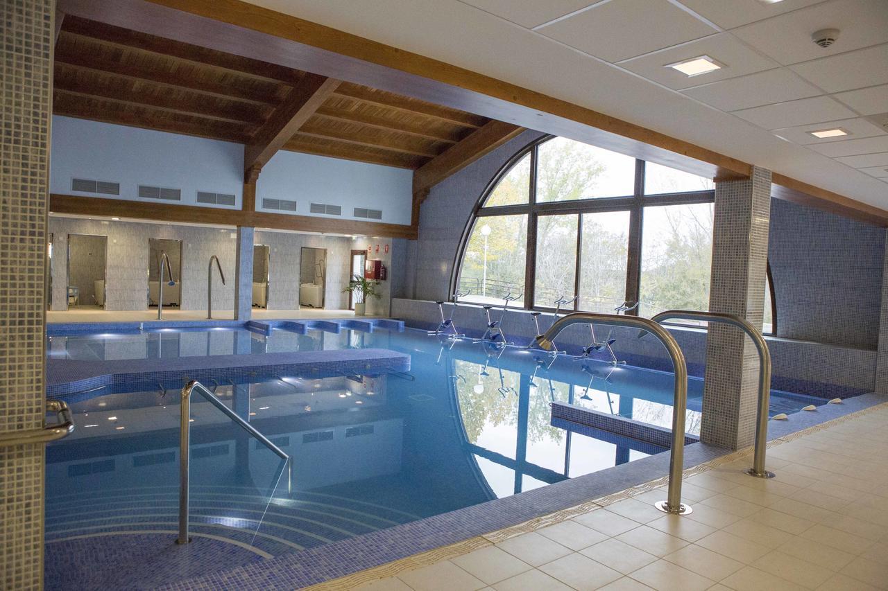 Balneario De Ledesma Hotel Vega de Tirados ภายนอก รูปภาพ