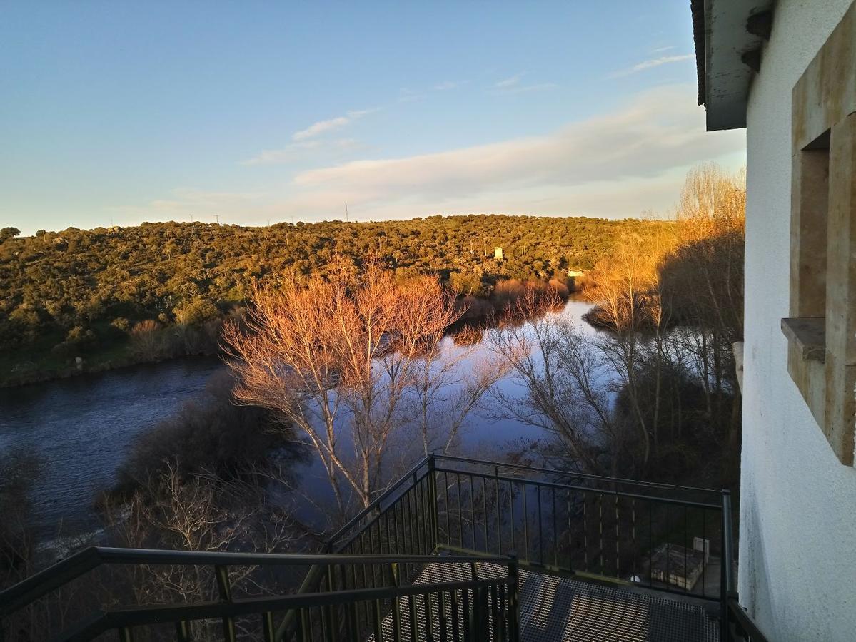 Balneario De Ledesma Hotel Vega de Tirados ภายนอก รูปภาพ
